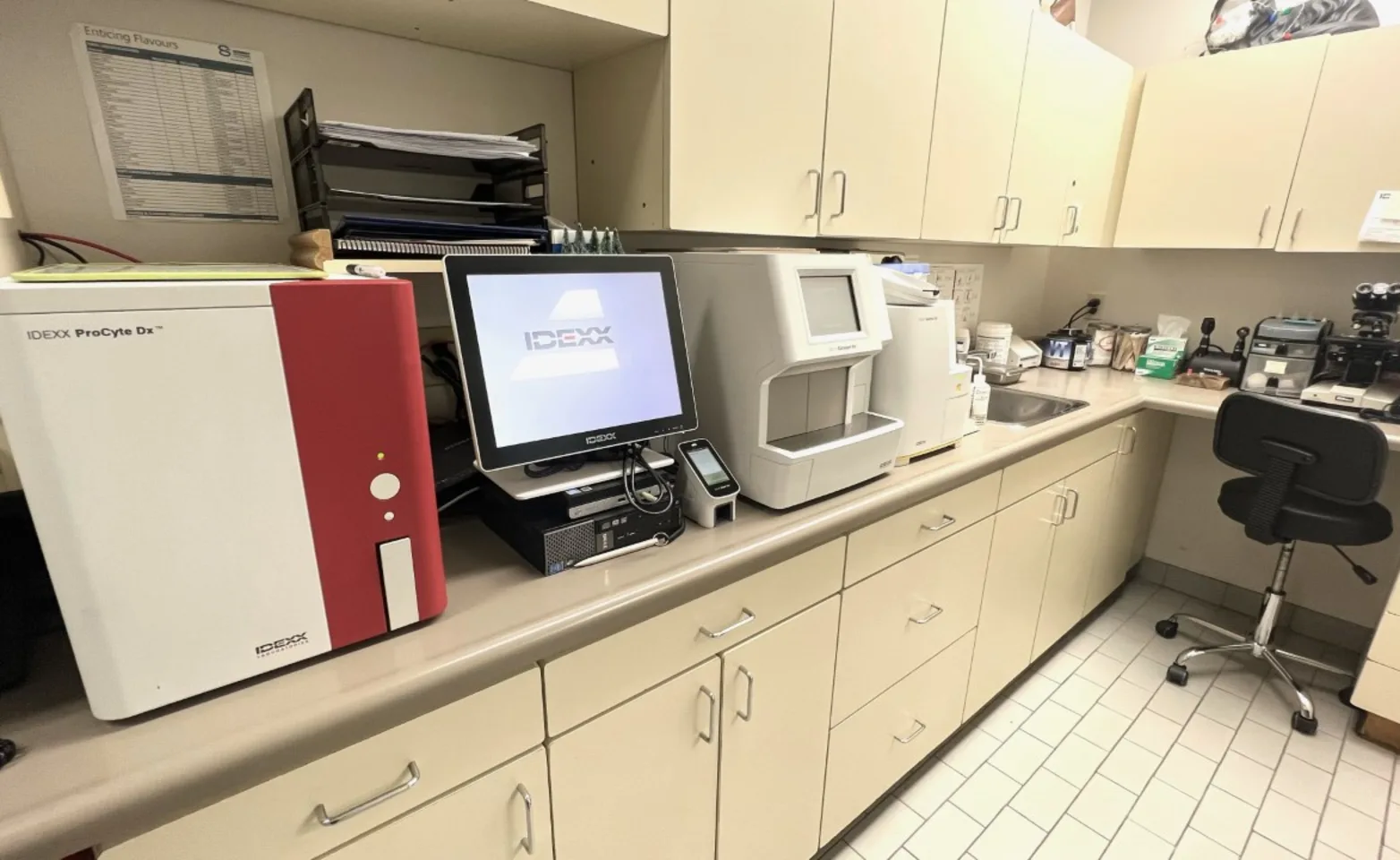 Lab equipment used by Mitchell Animal Hospital